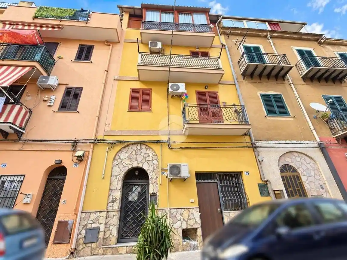 Appartamento in vendita a Palermo