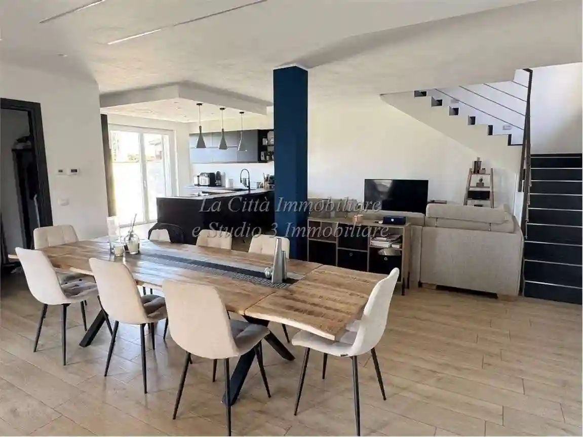 Villa - foto 3