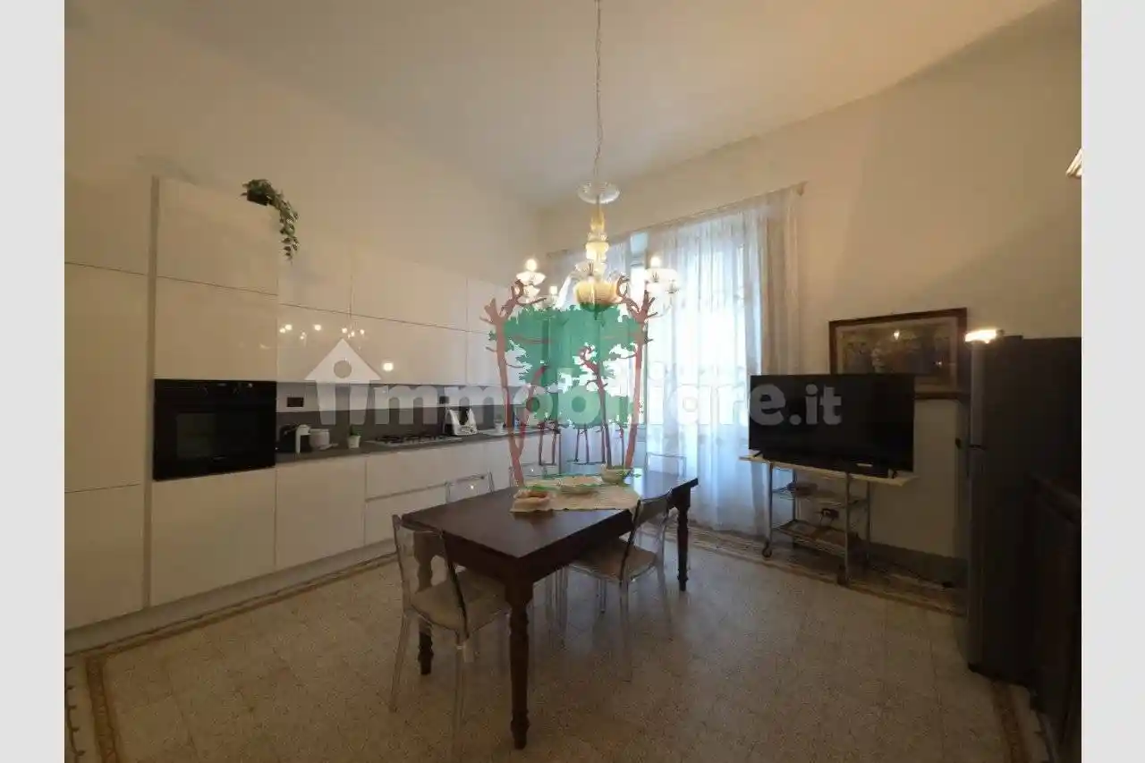Appartamento in vendita a Viareggio