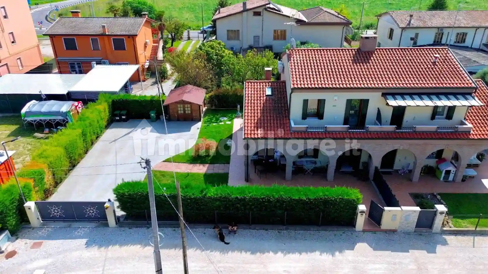 Villa - foto 2
