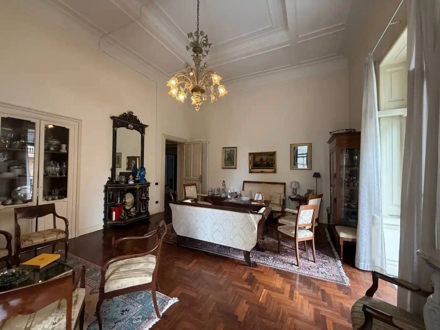 Appartamento in vendita a Salerno