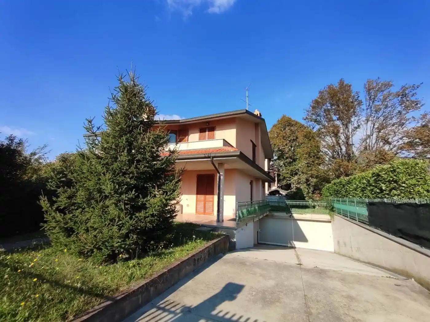 Villa in affitto a Verderio