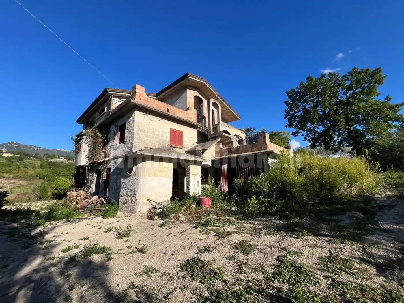 Villa in vendita a Dugenta