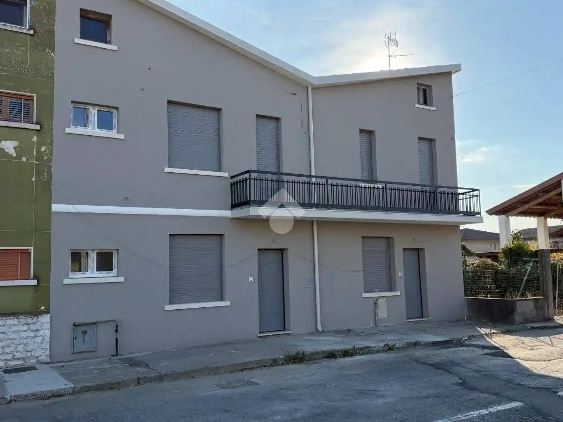 Casa indipendente in vendita a Leno