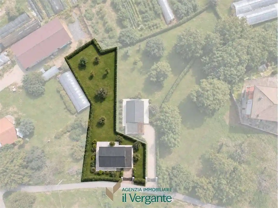 Villa in vendita a Nebbiuno
