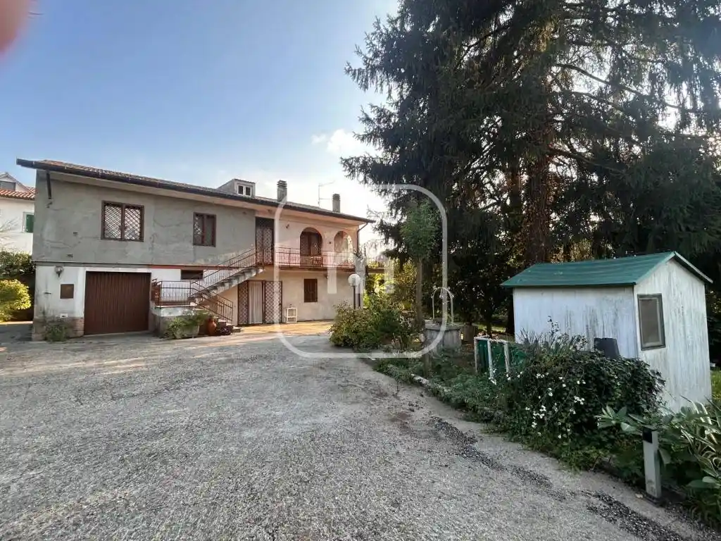 Villa in vendita a Artena