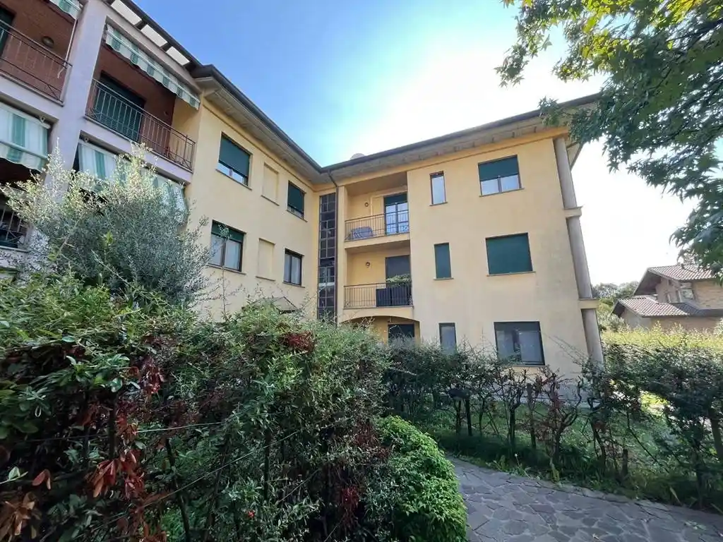 Appartamento in vendita a Meda