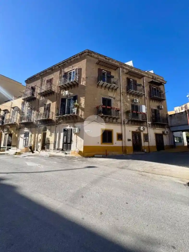 Appartamento in vendita a Palermo