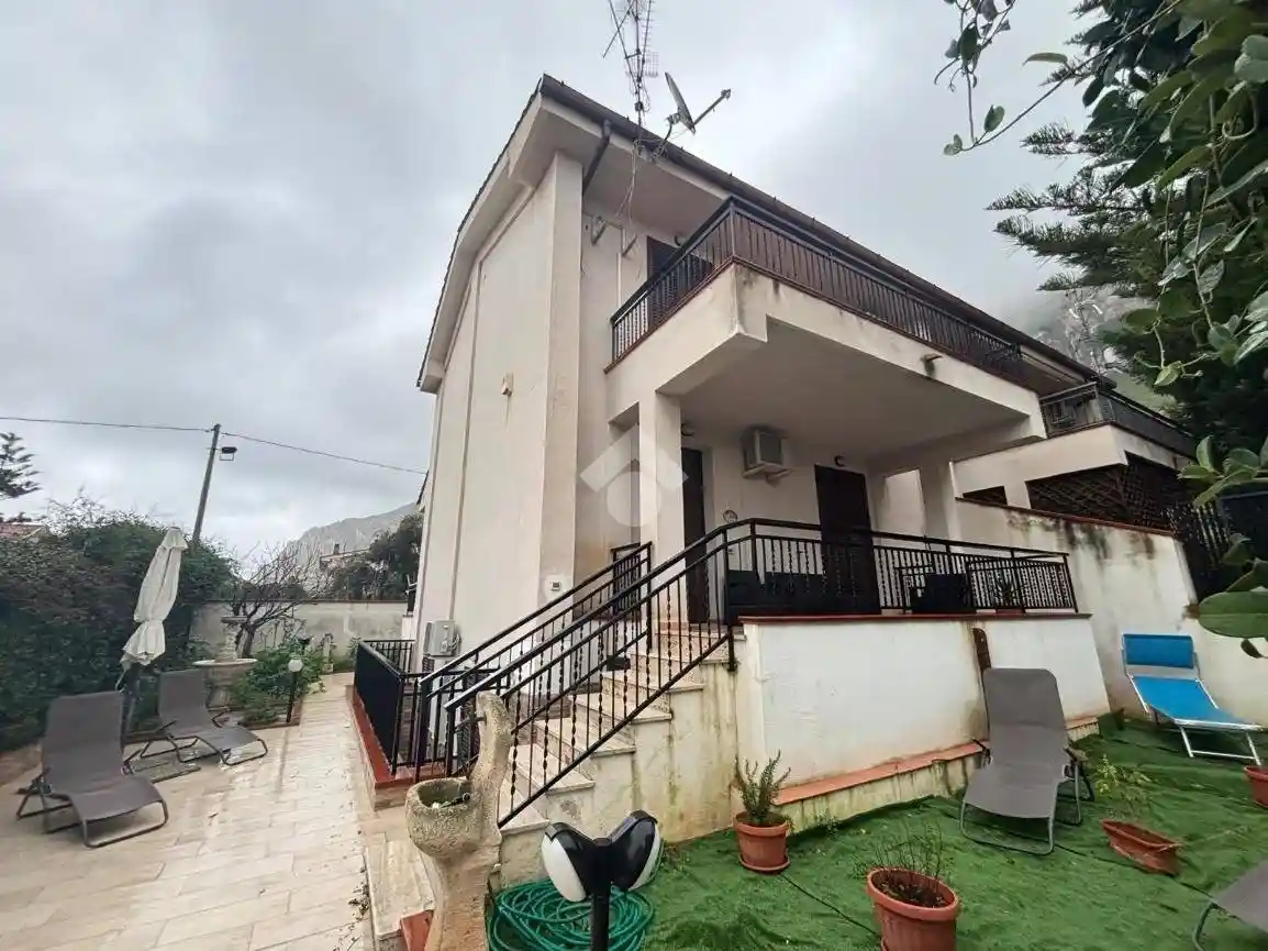 Villa in vendita a Isola delle Femmine