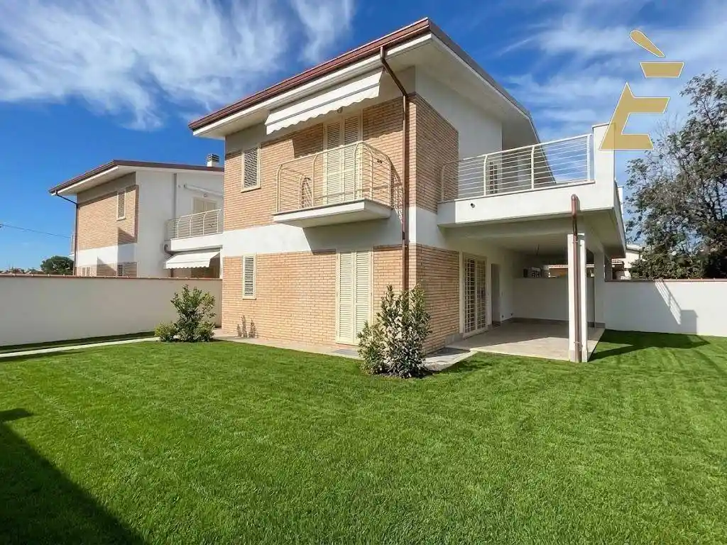Villa in vendita a Anzio