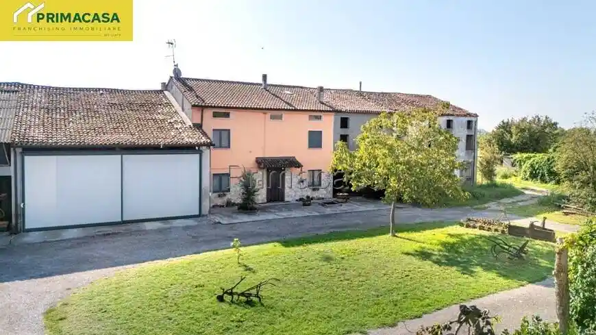 Casa indipendente in vendita a Veronella