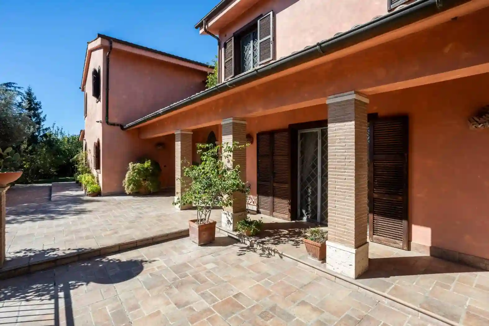 Villa - foto 2