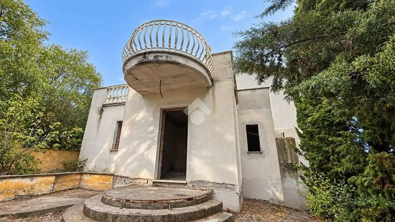 Rustico - Casale in vendita a Riano