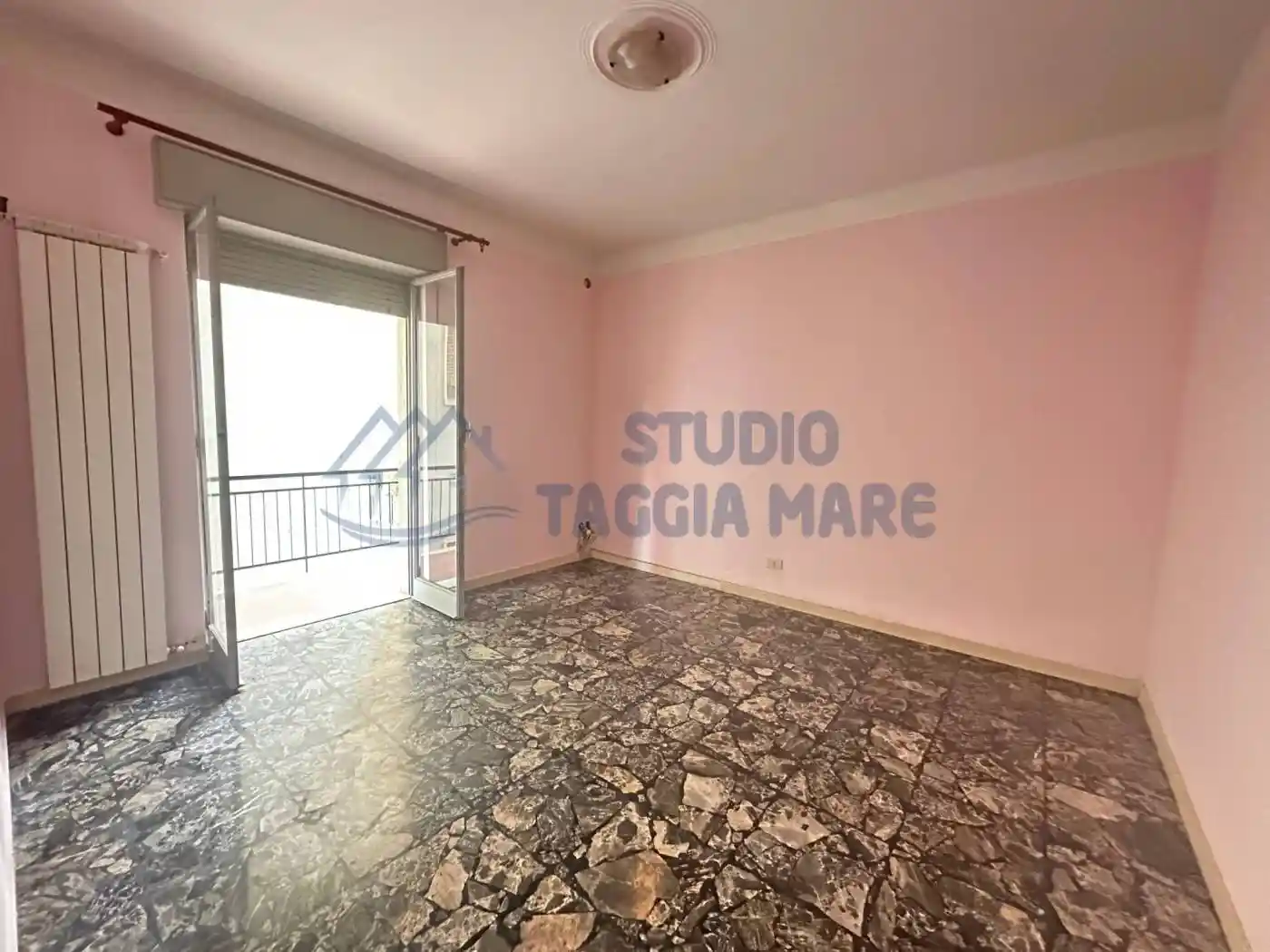 Appartamento in vendita a Riva Ligure