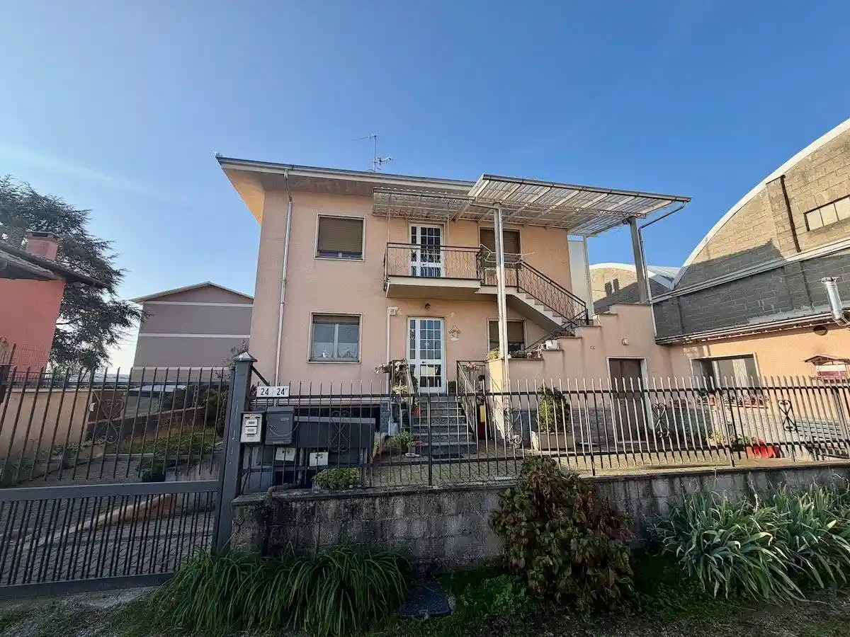 Villa in vendita a Ponderano