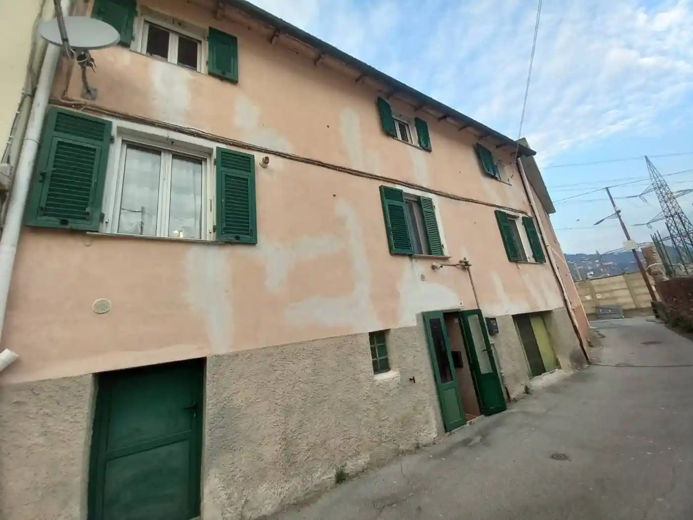 Casa indipendente in vendita a Genova