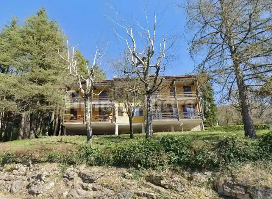 Appartamento in vendita a Selvino