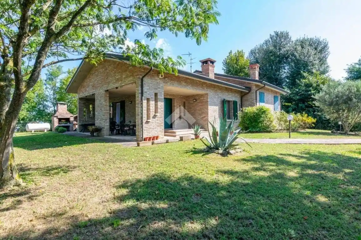 Villa in vendita a Vigarano Mainarda