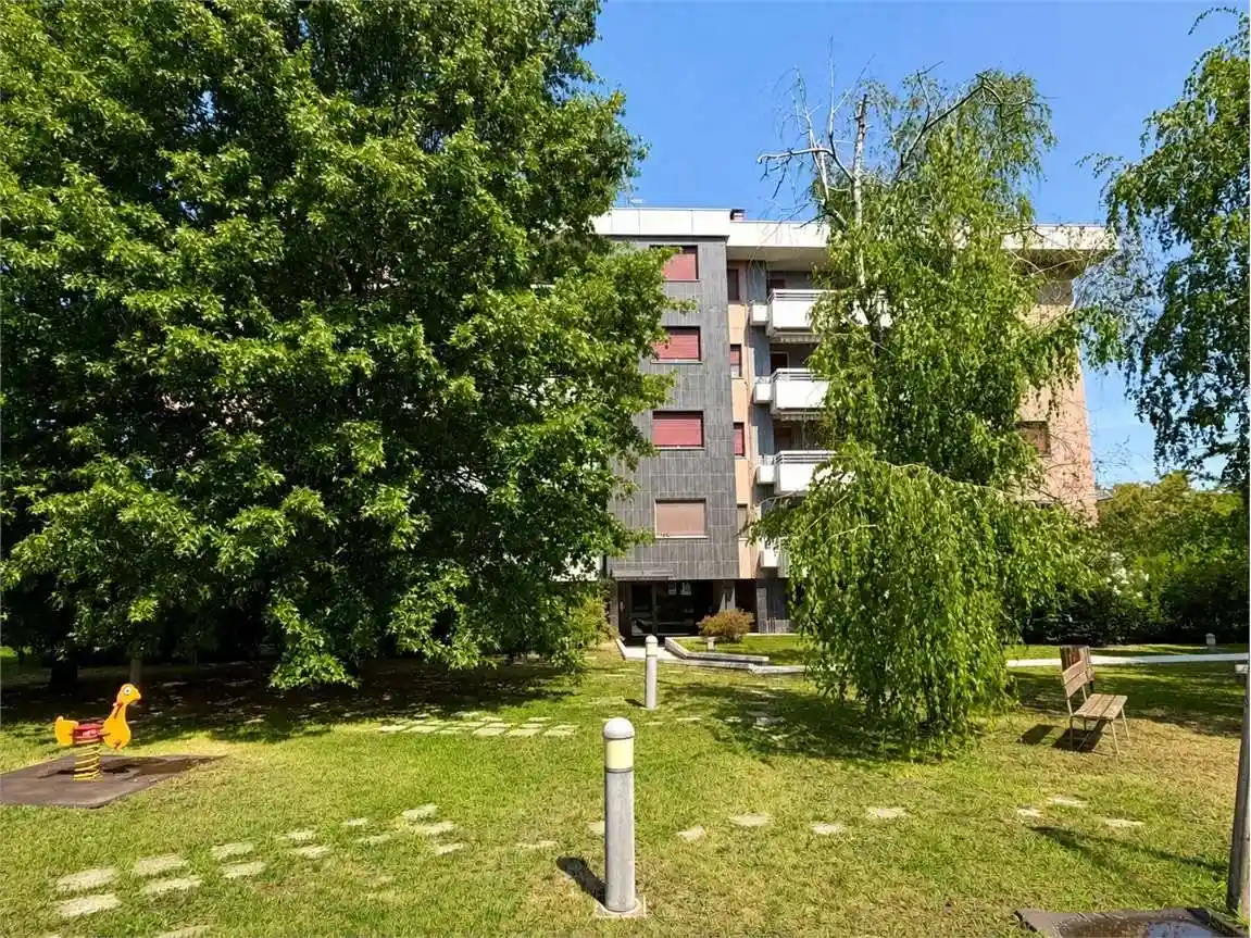 Appartamento in vendita a Rho