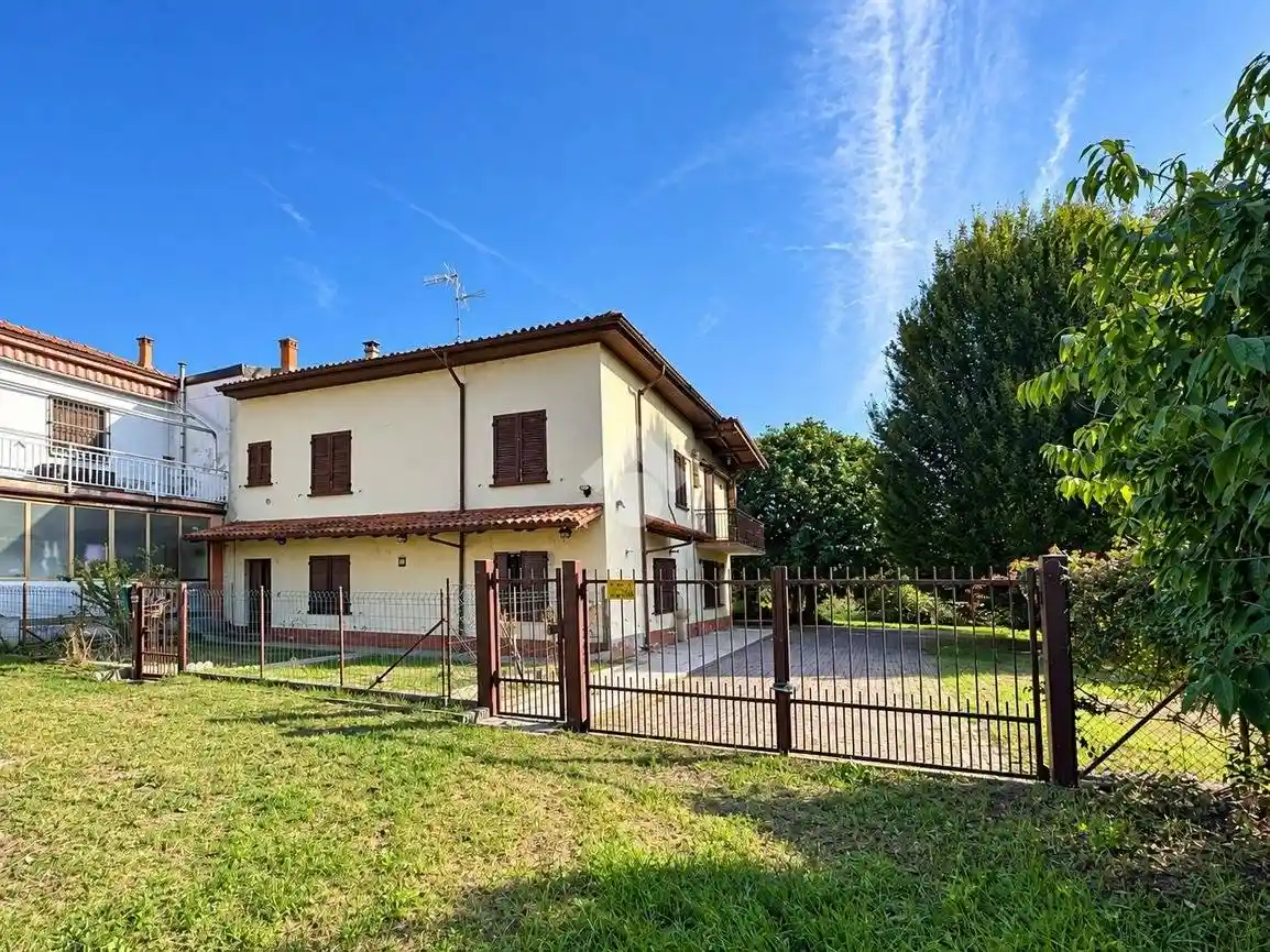 Casa indipendente in vendita a San Zenone al Po