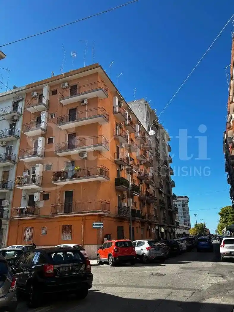 Appartamento in affitto a Taranto