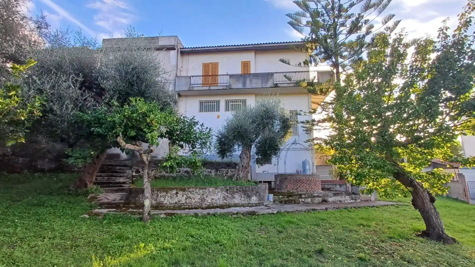 Casa indipendente in vendita a Naso