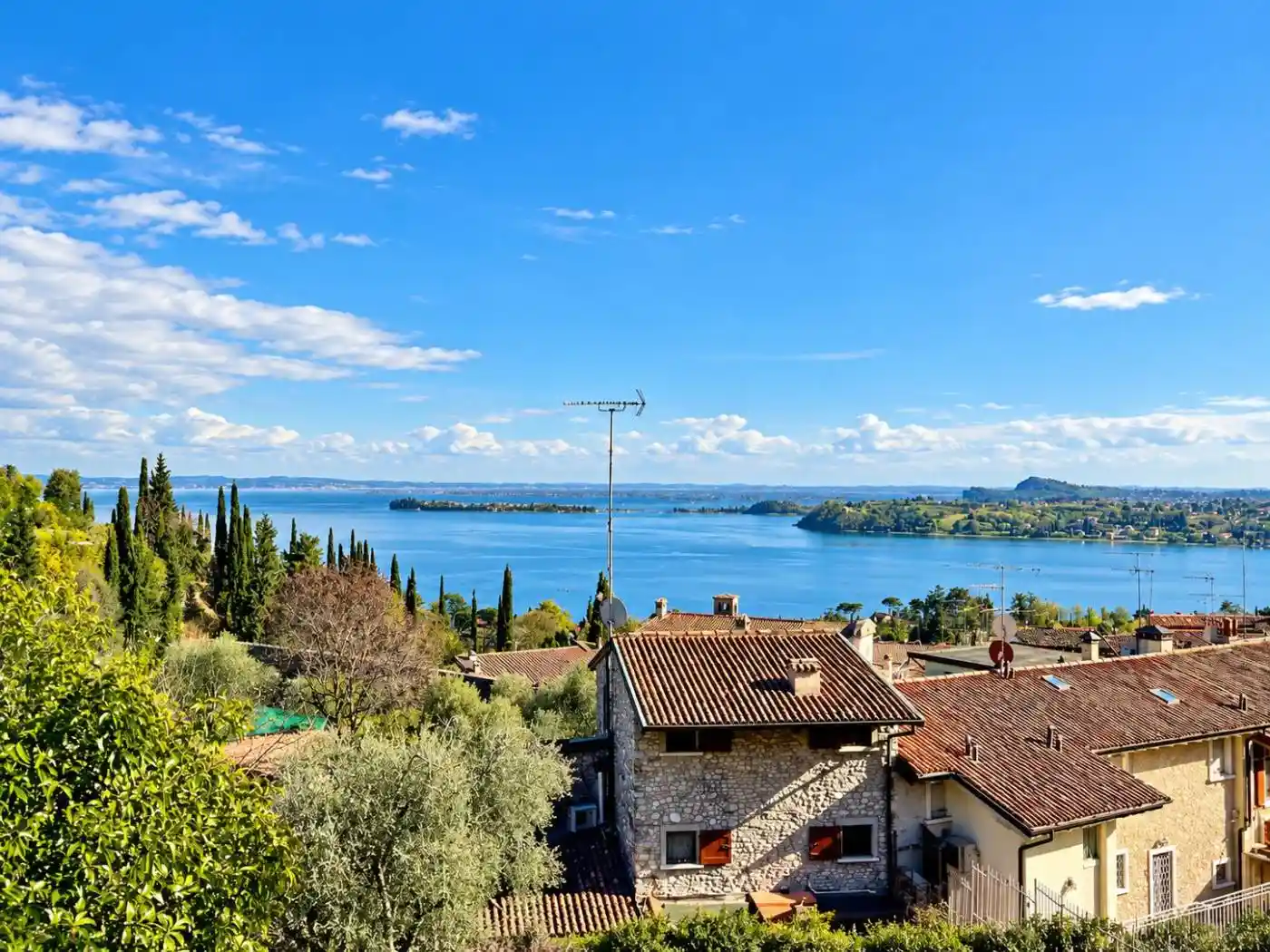 Appartamento in vendita a Gardone Riviera