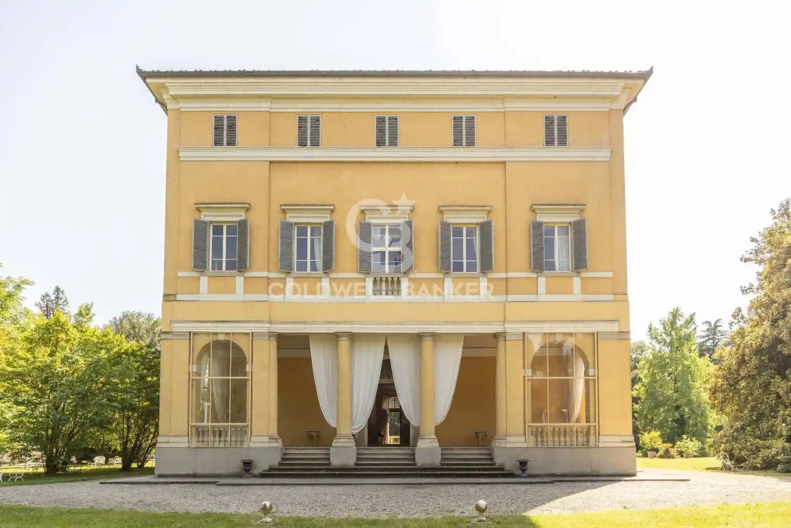 Palazzo - Edificio in vendita a Valsamoggia