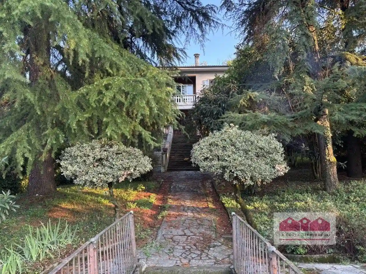 Villa - foto 2