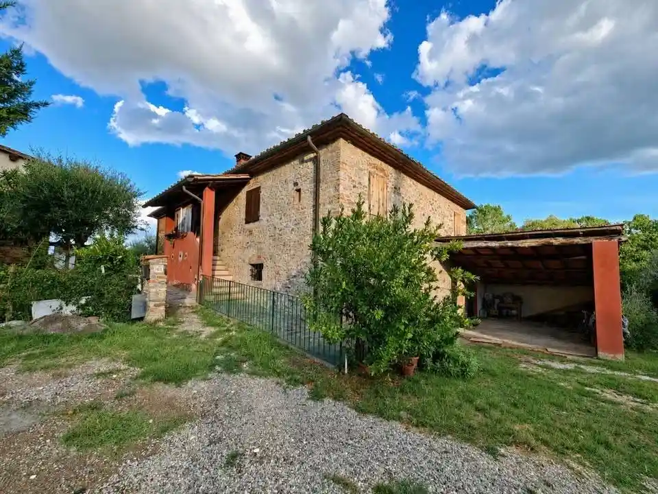 Villa in vendita a Bucine