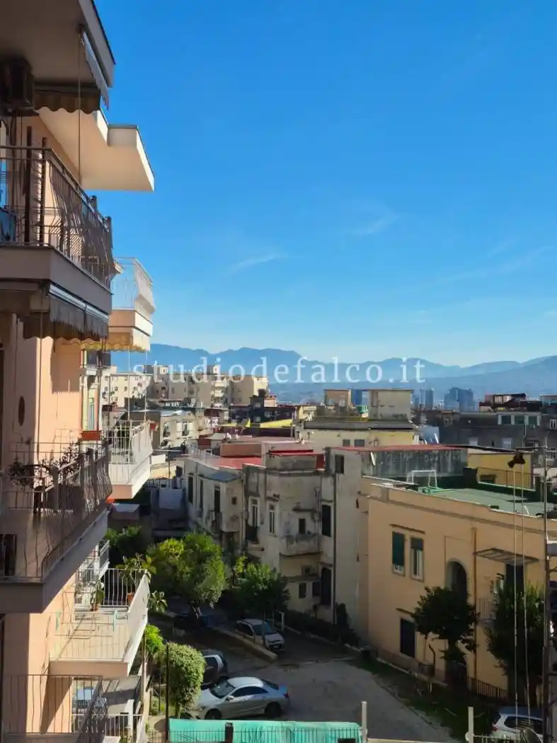 Appartamento in affitto a Napoli