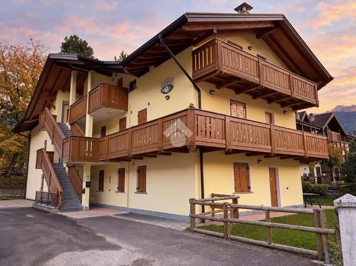 Appartamento in vendita a Carisolo