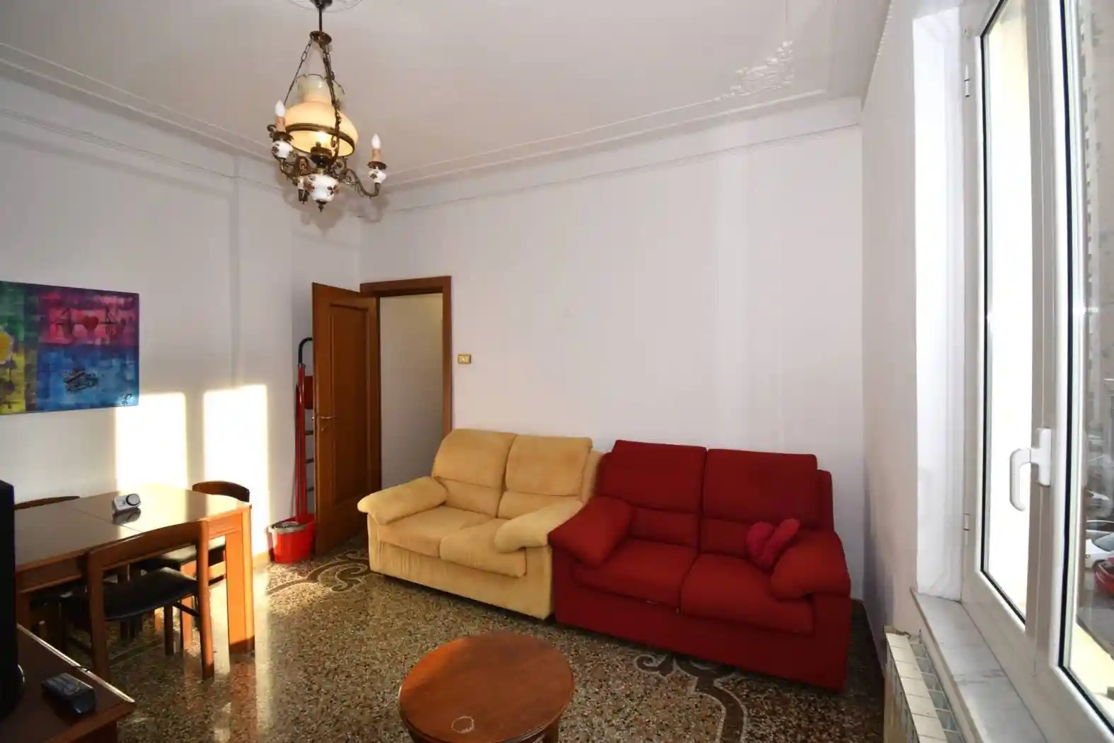 Appartamento in vendita a Genova