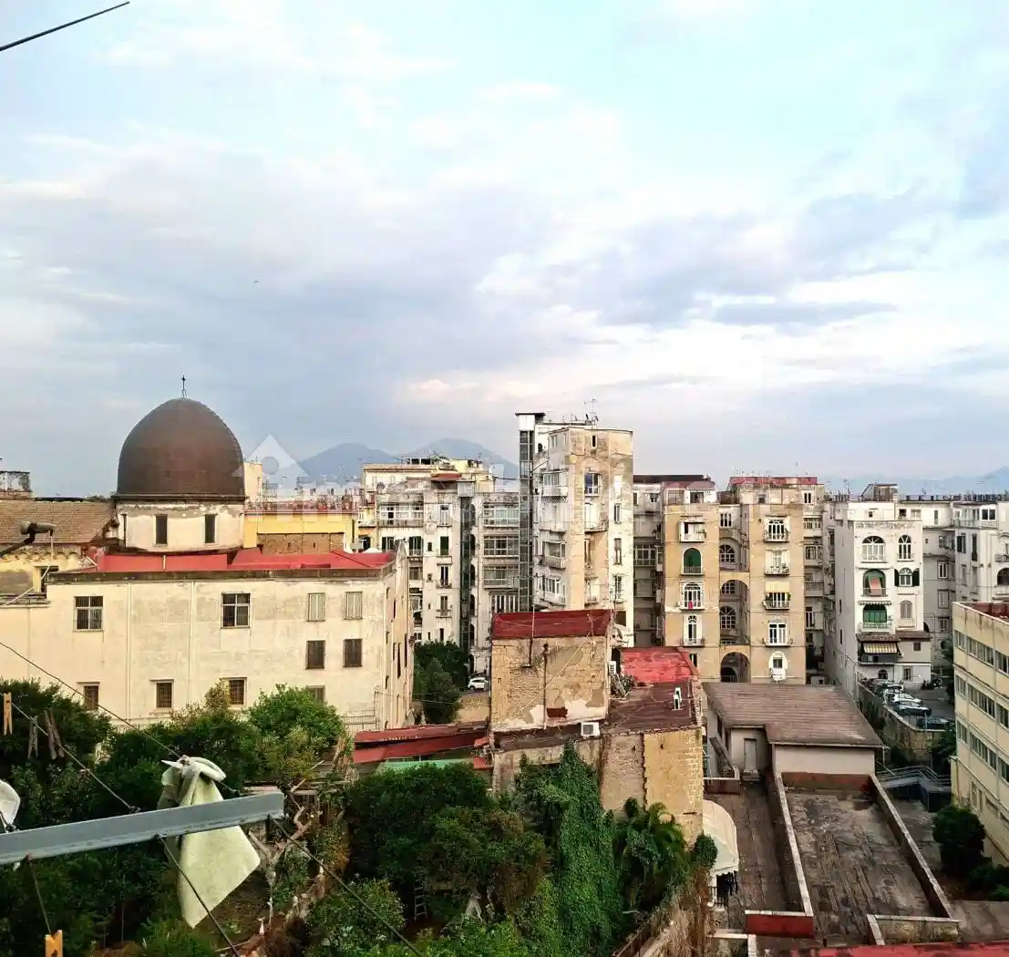 Appartamento in affitto a Napoli