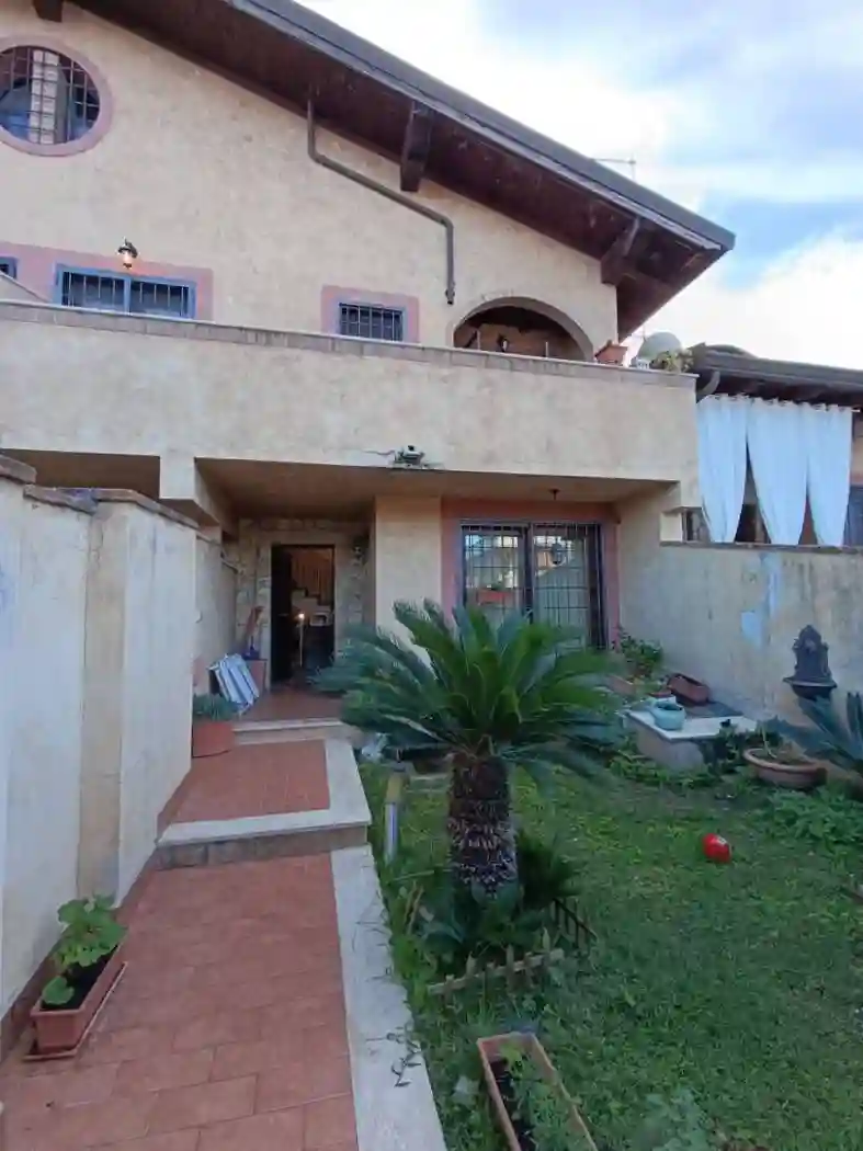 Villetta a schiera - foto 2