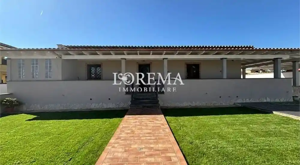Villa in vendita a Ardea