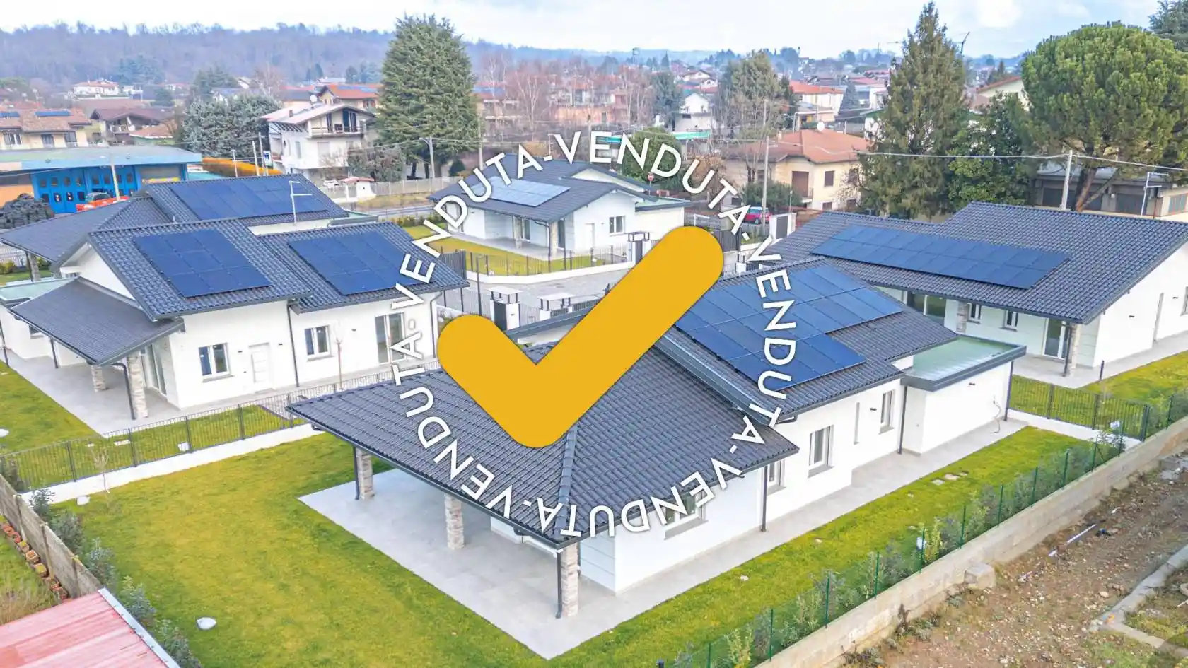 Villa in vendita a Cairate