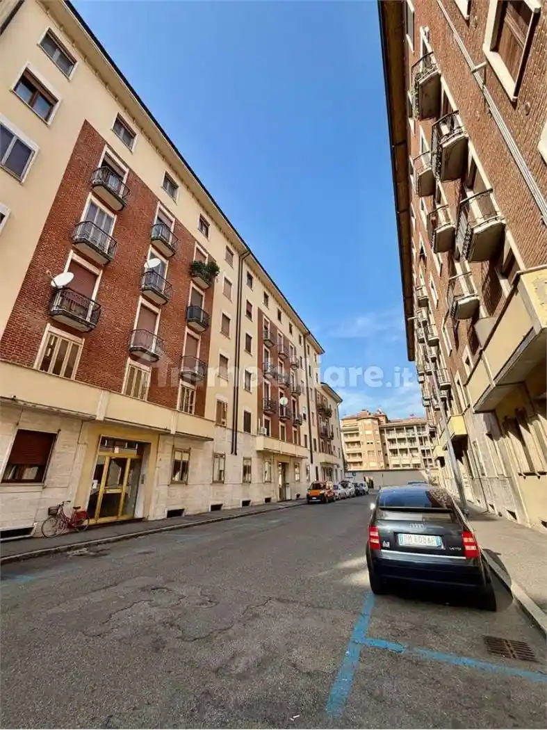 Appartamento in vendita a Piacenza