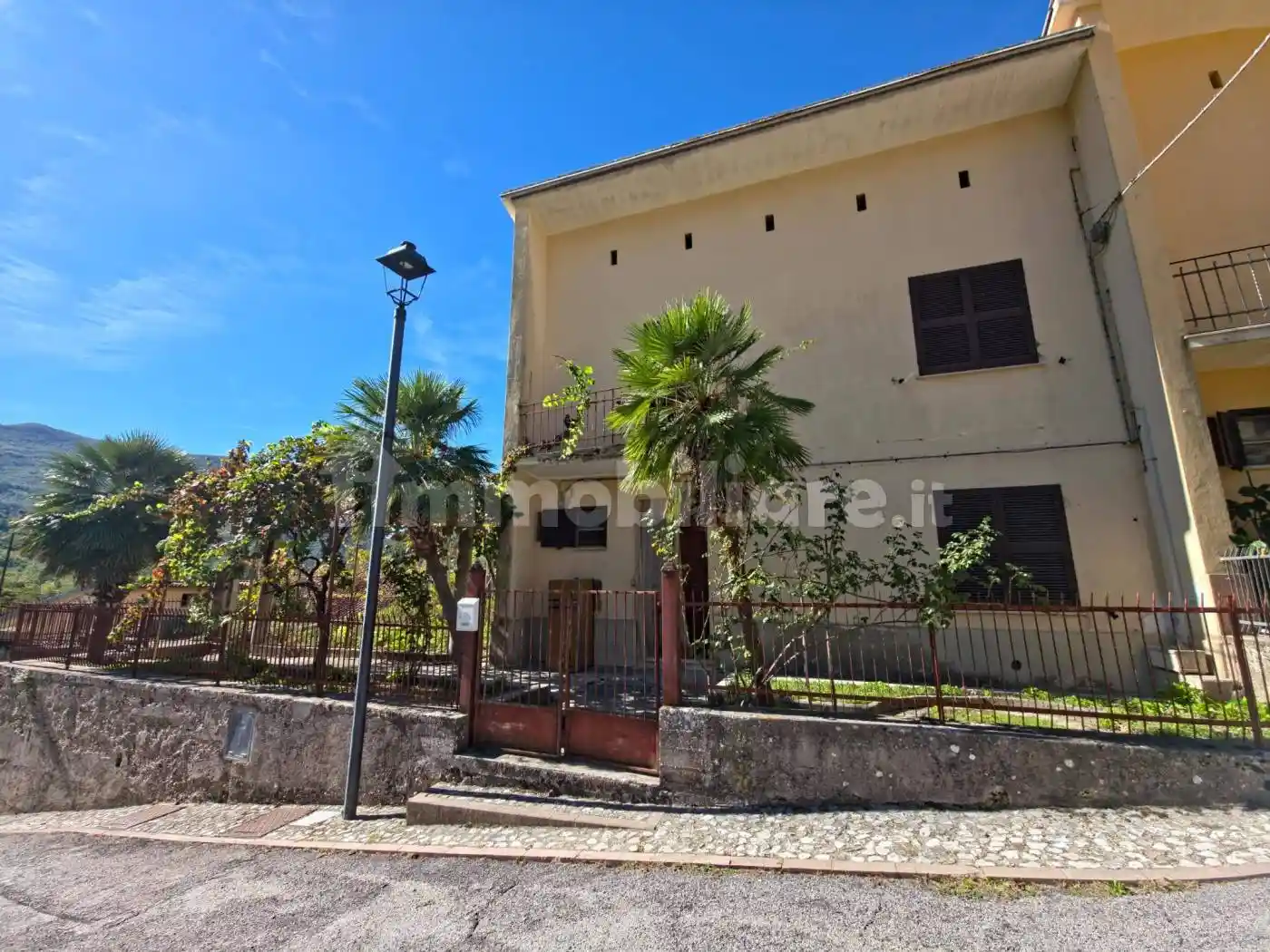 Casa indipendente in vendita a Vallo di Nera