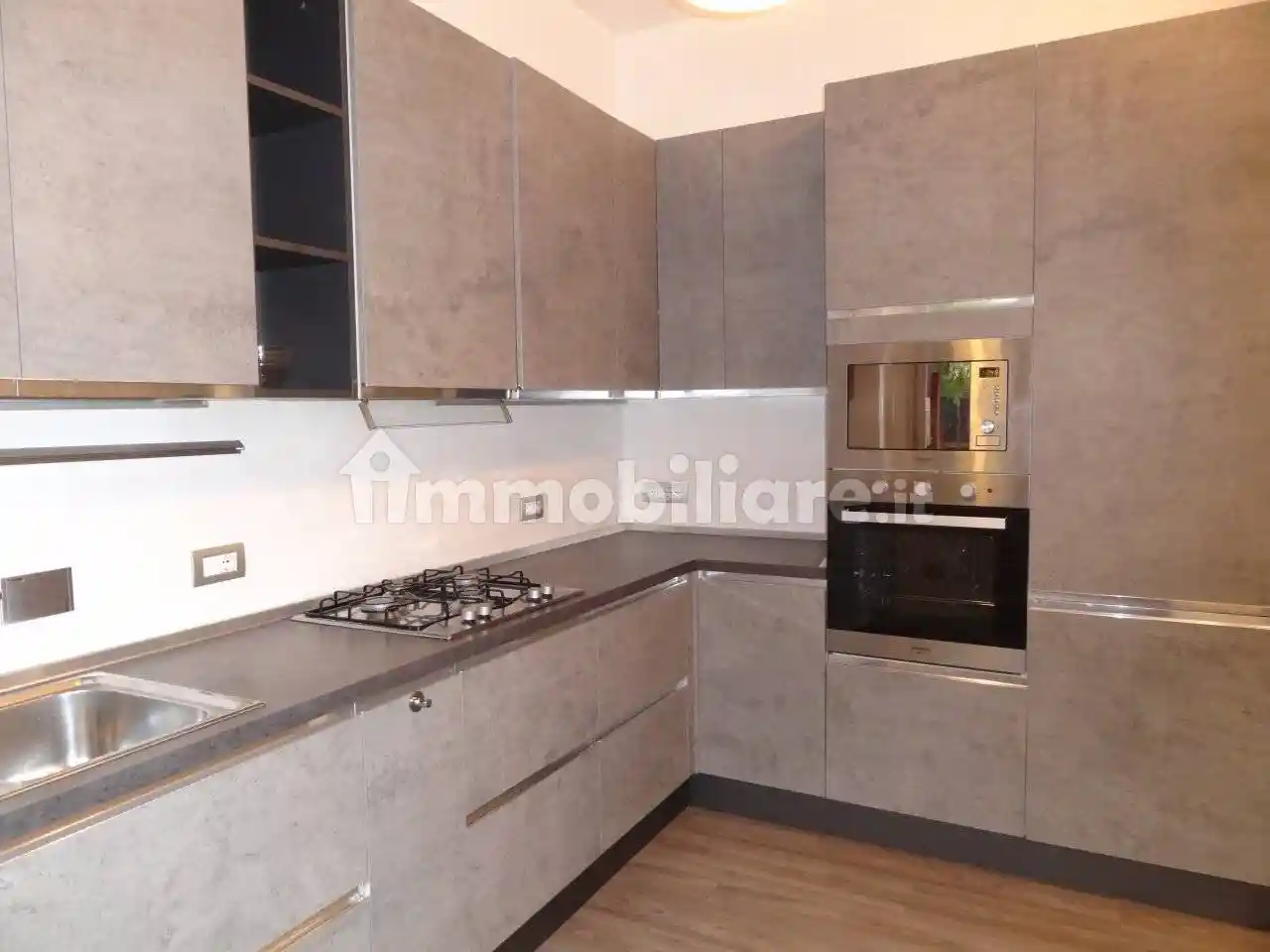 Appartamento in affitto a Firenze