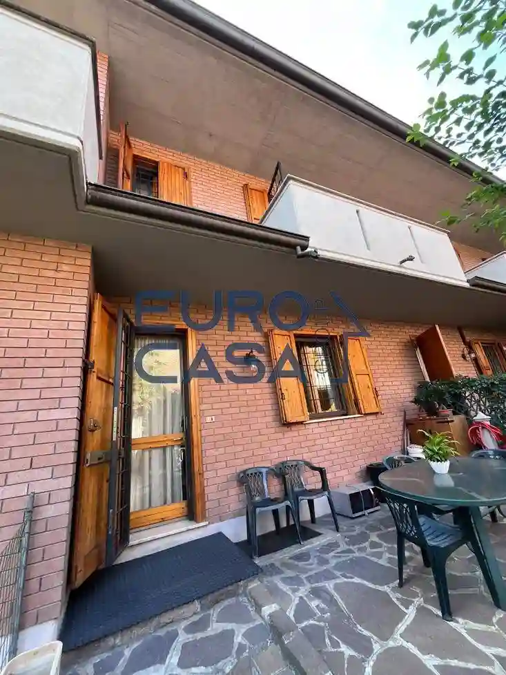 Villetta a schiera - foto 2