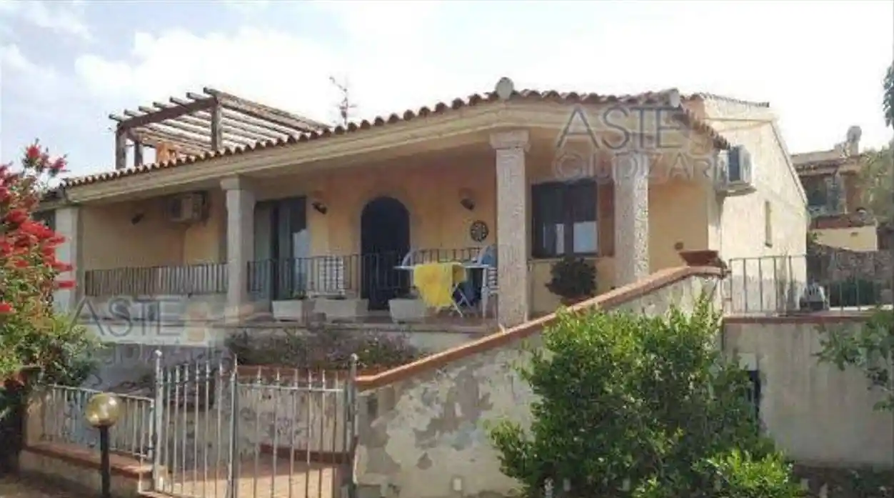 Appartamento in vendita a Arzachena