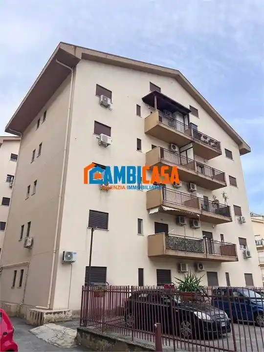 Appartamento in vendita a Palermo