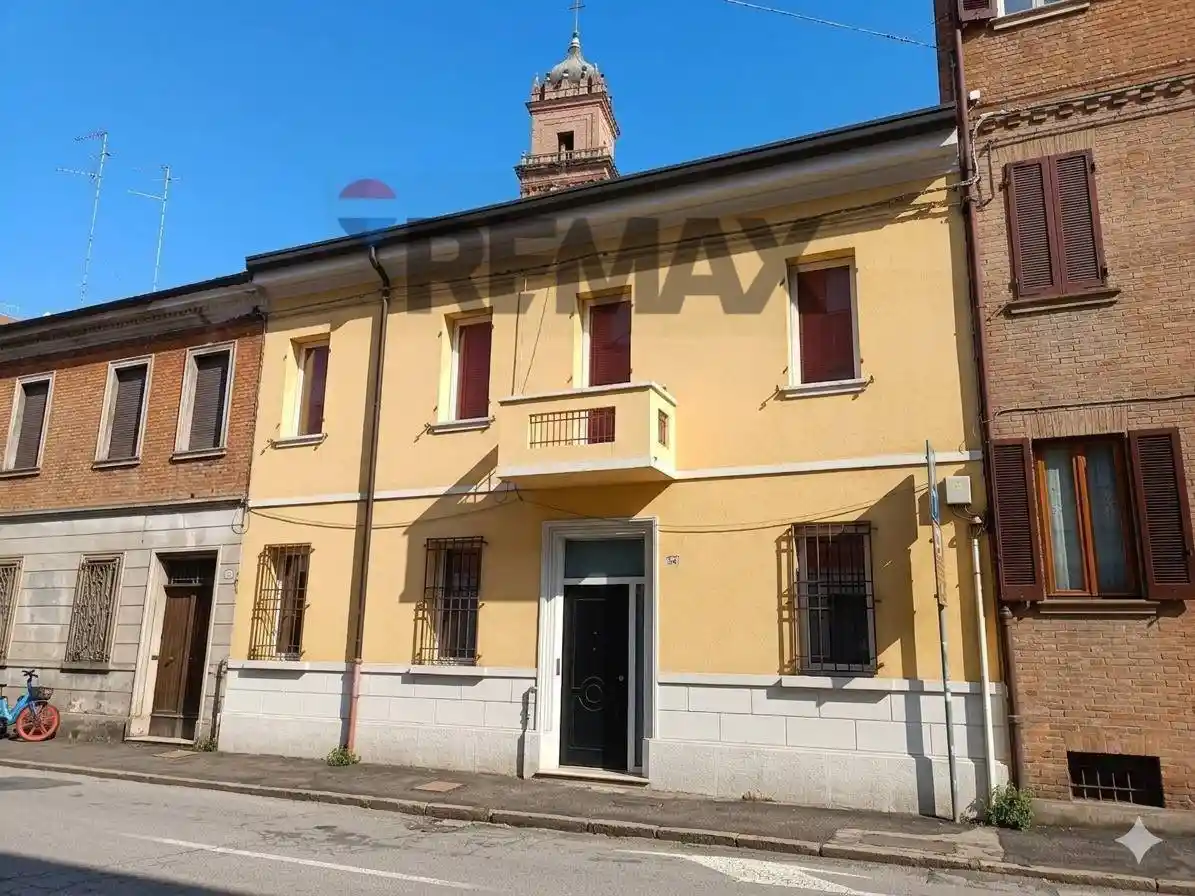 Casa indipendente in vendita a Ferrara