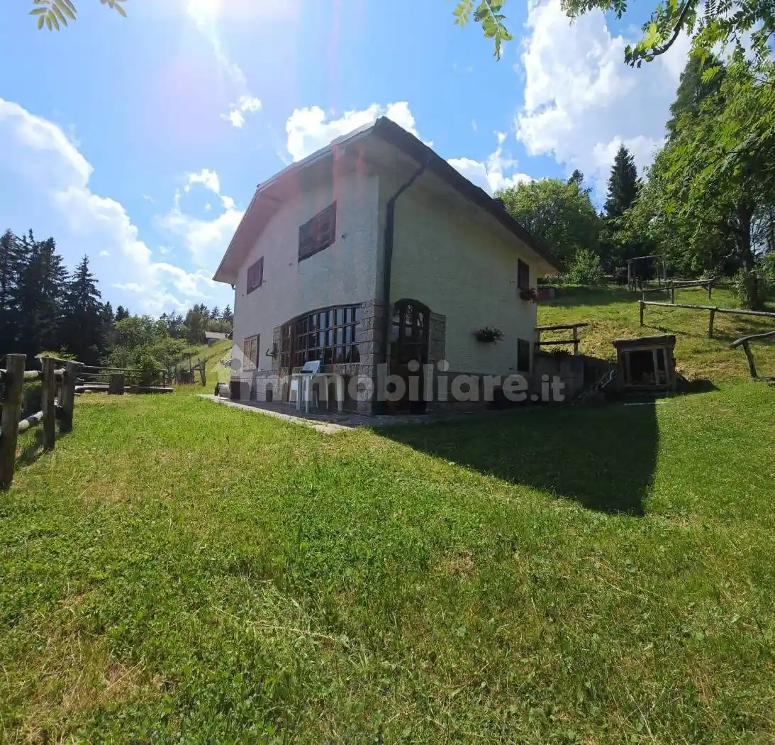 Villa in vendita a Storo