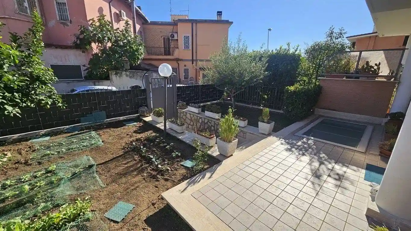 Villa - foto 3