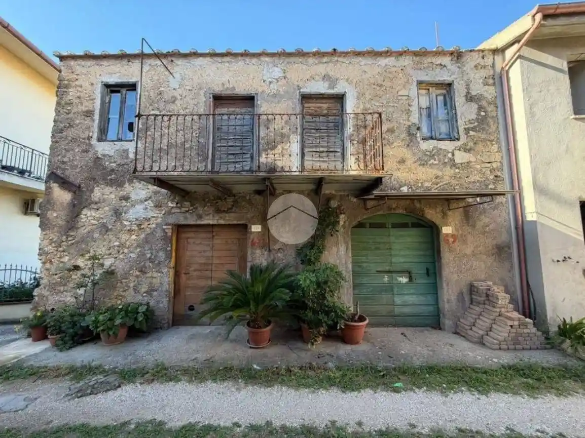Rustico - Casale in vendita a Nerola