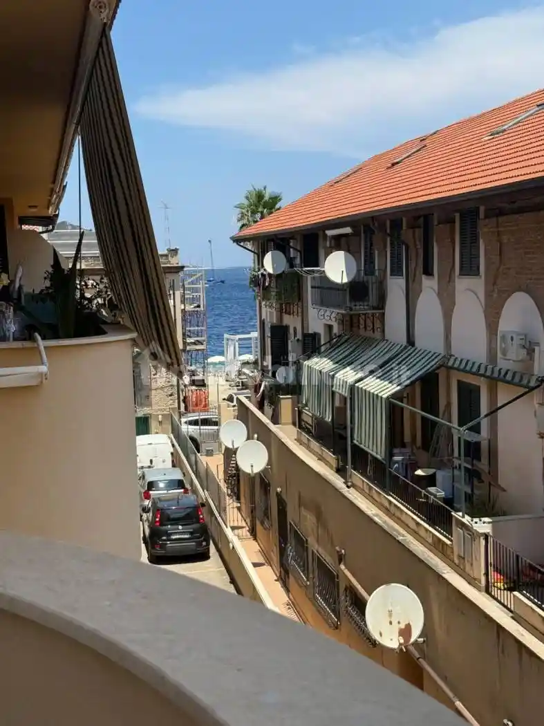 Appartamento in vendita a Villa San Giovanni