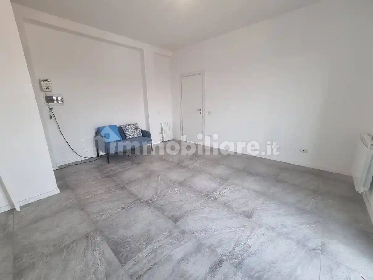 Appartamento in vendita a Limbiate