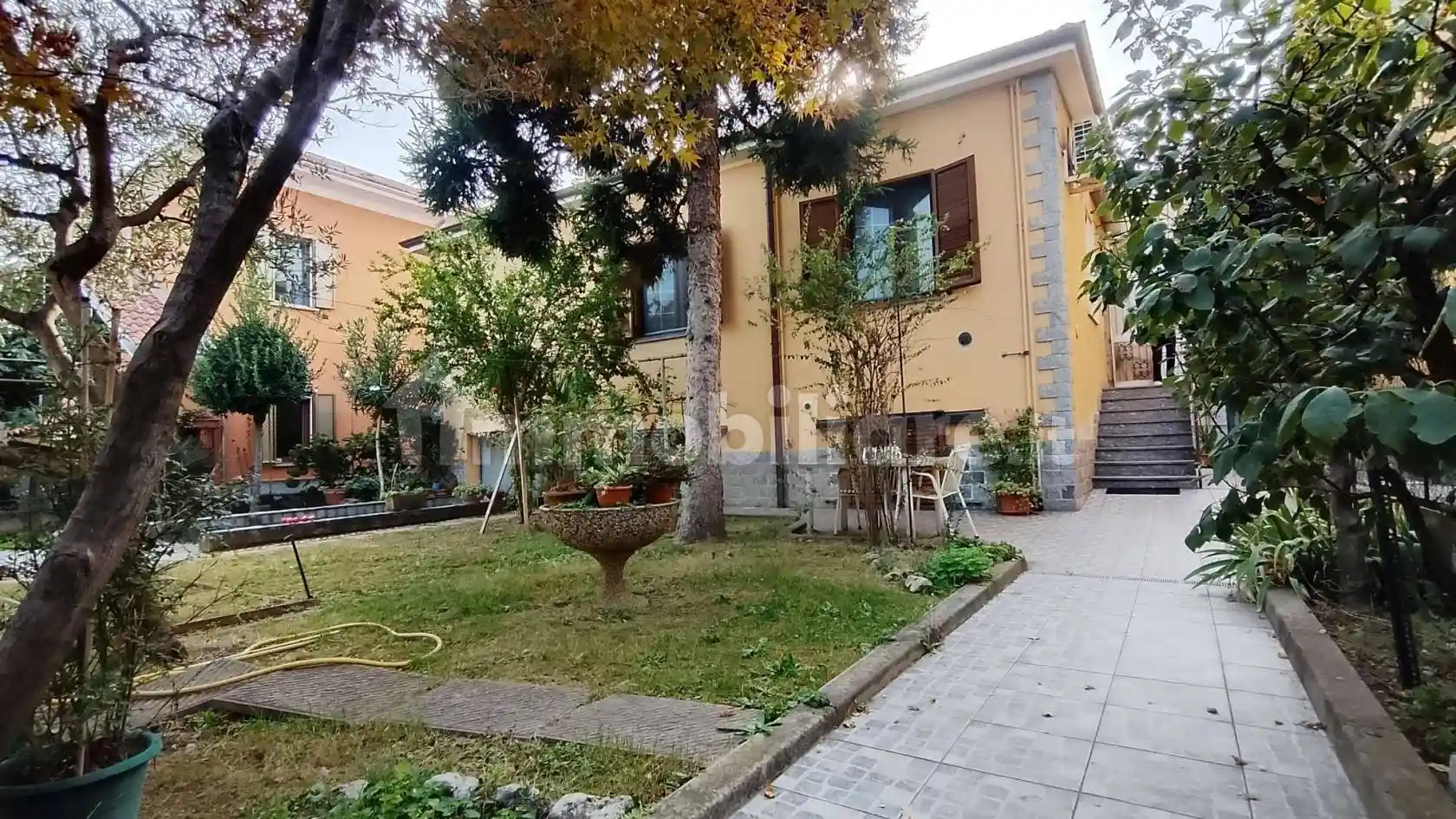 Villa in vendita a Paderno Dugnano
